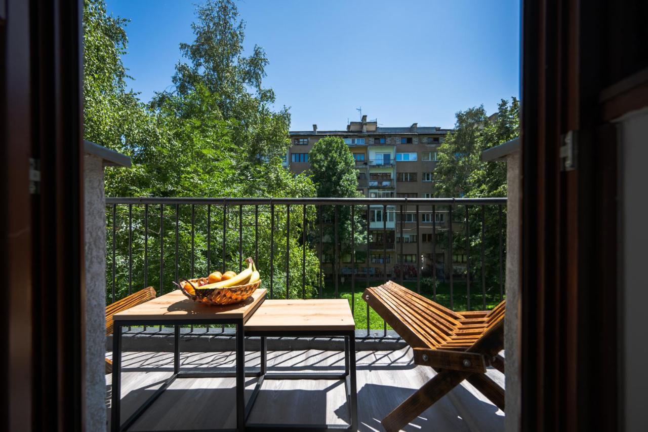 Cozy One-Bedroom Apartment Near City Center 塞拉耶佛 外观 照片