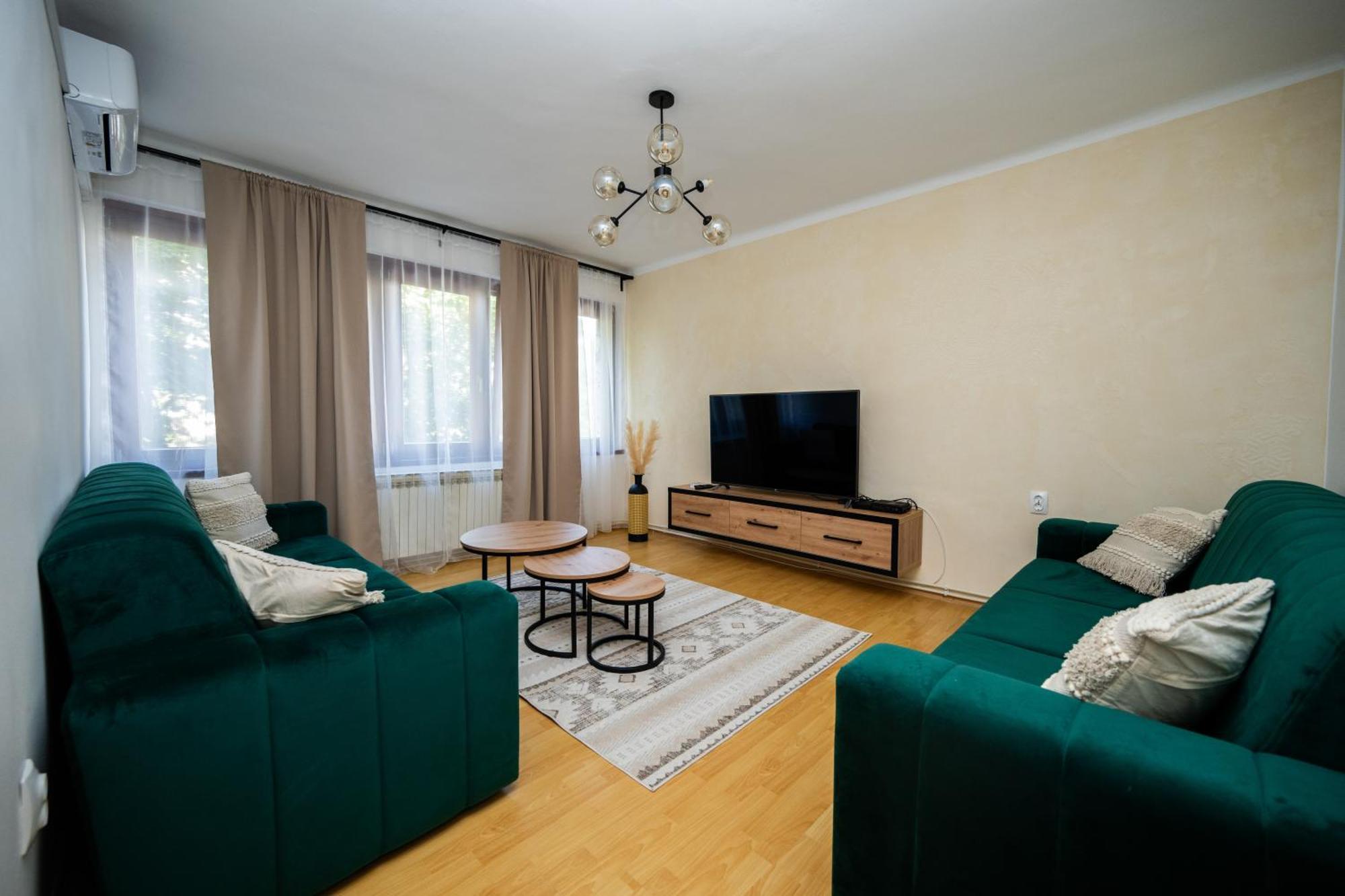 Cozy One-Bedroom Apartment Near City Center 塞拉耶佛 外观 照片
